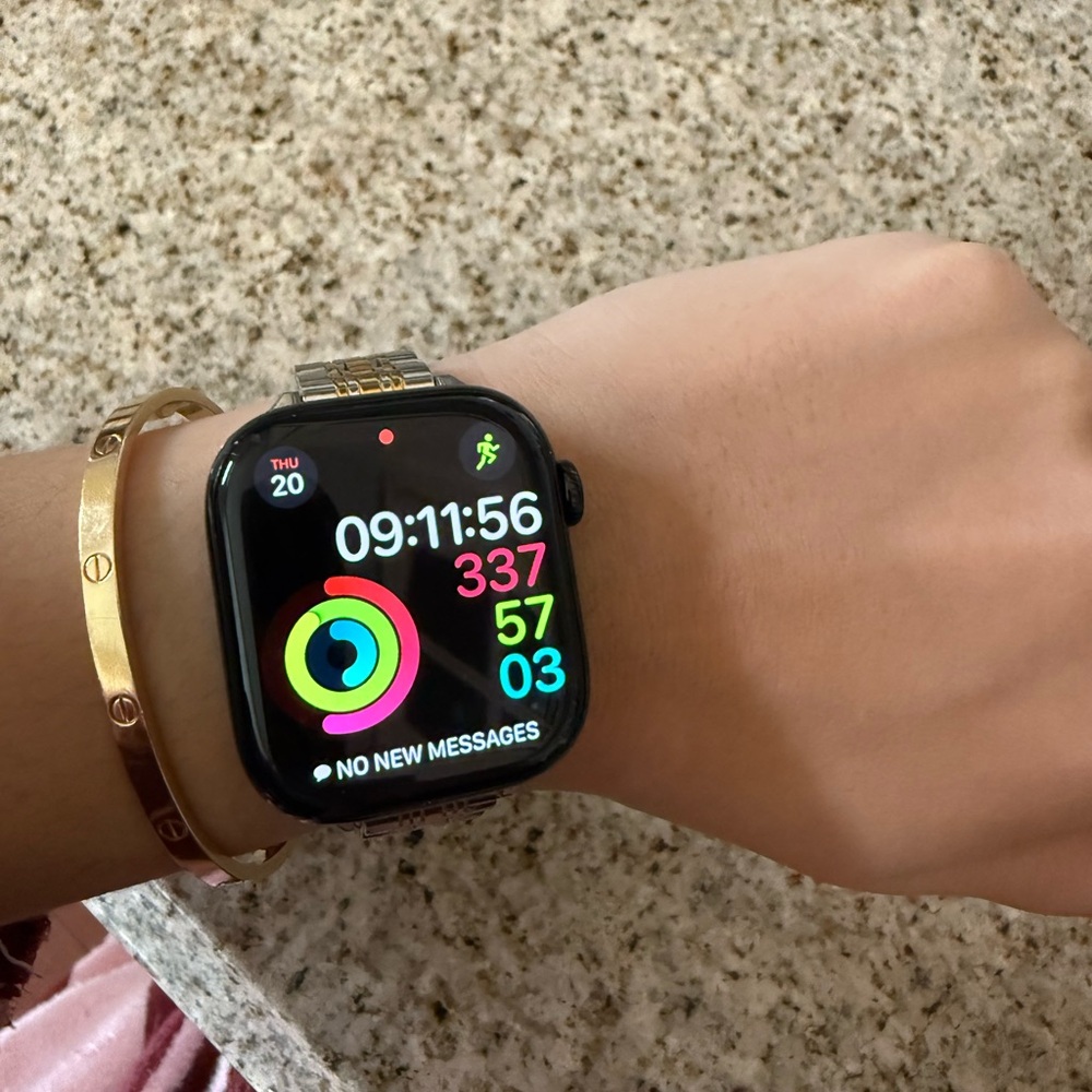 Apple watch series 10, 42mm aluminum